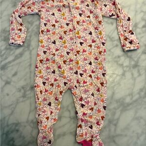 Magnetic Me Pink and Purple Heart Footies